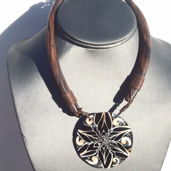 Anti Culture Jewelry - Wood Bohemian Pendant Mandala Gypsy Necklace Boho